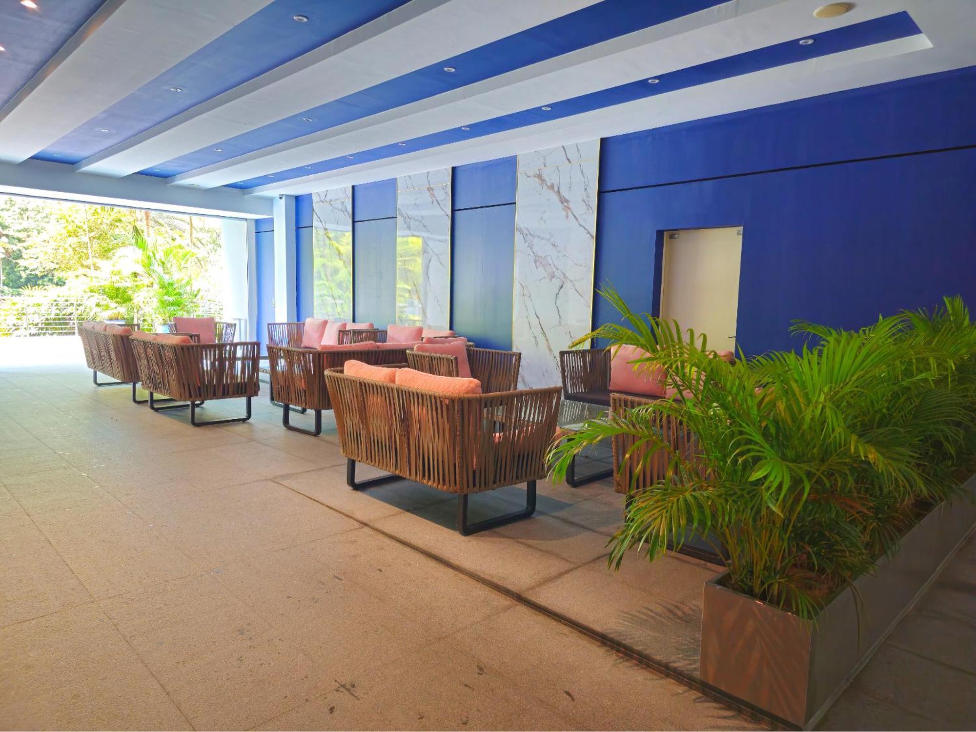 Hotel Tui Blue The Haven Ipoh Esterno foto The interior of the lounge